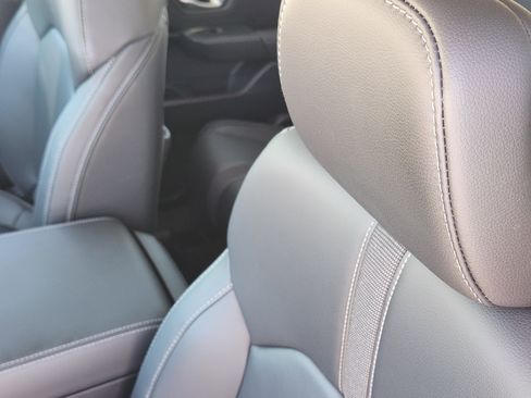 Certified 2025 Honda Pilot EX-L image 15