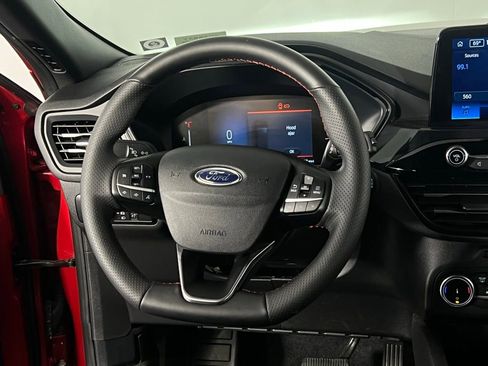 Used 2025 Ford Escape ST-Line image 15