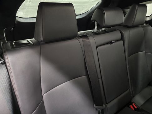 Certified 2024 Toyota Venza XLE image 18