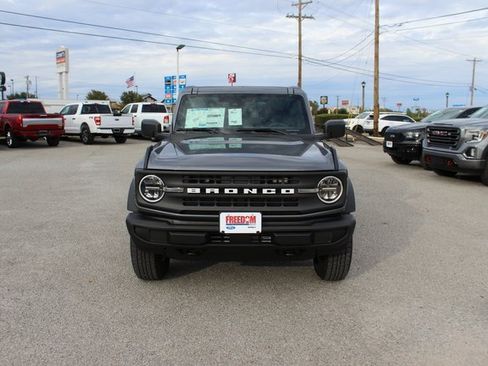 New 2025 Ford Bronco Big Bend image 2