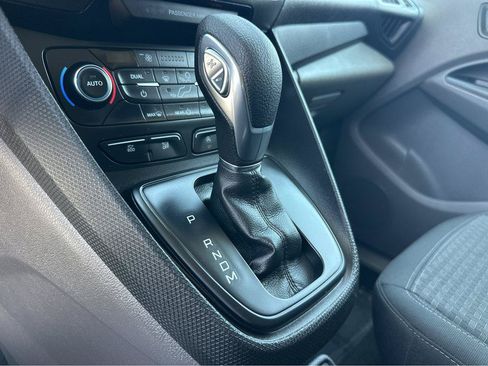 Used 2019 Ford Transit Connect XLT FWD image 26