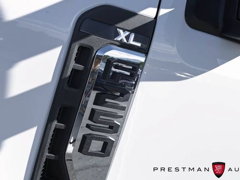 Used 2026 Ford F250 XL AWD/4WD image 10