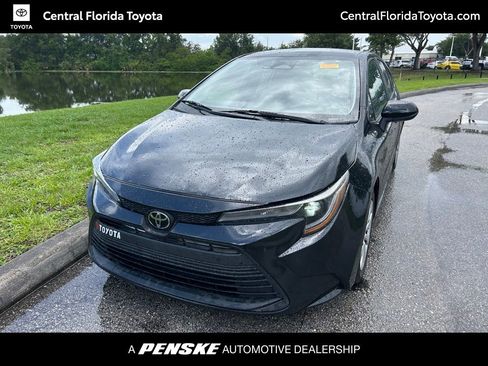 Used 2024 Toyota Corolla LE FWD image 1