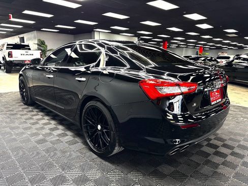 Used 2019 Maserati Ghibli S image 9