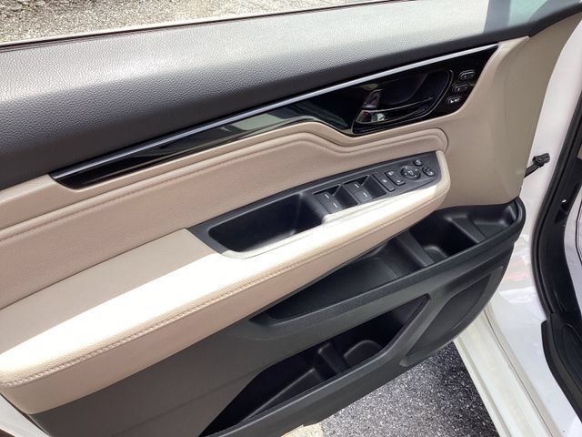 Used 2024 Honda Odyssey Elite image 12