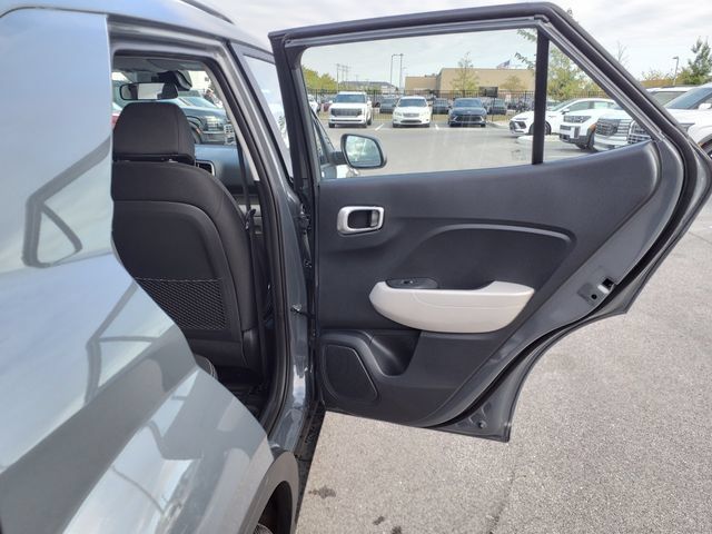 Used 2026 Hyundai Venue SEL FWD image 30
