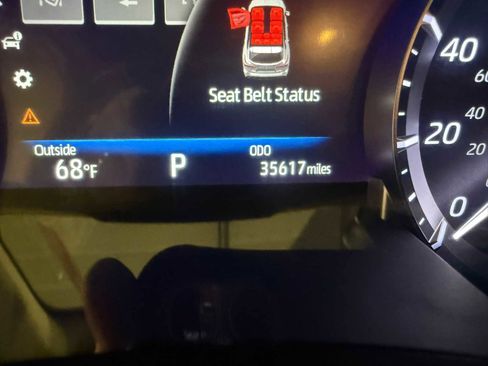 Used 2023 Toyota Highlander XLE image 36