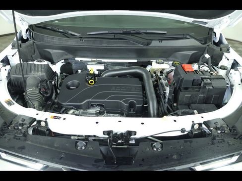 Used 2026 Chevrolet Equinox LT w/ Convenience Package II image 18