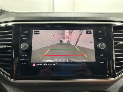 Used 2018 Volkswagen Atlas SEL Premium image 8