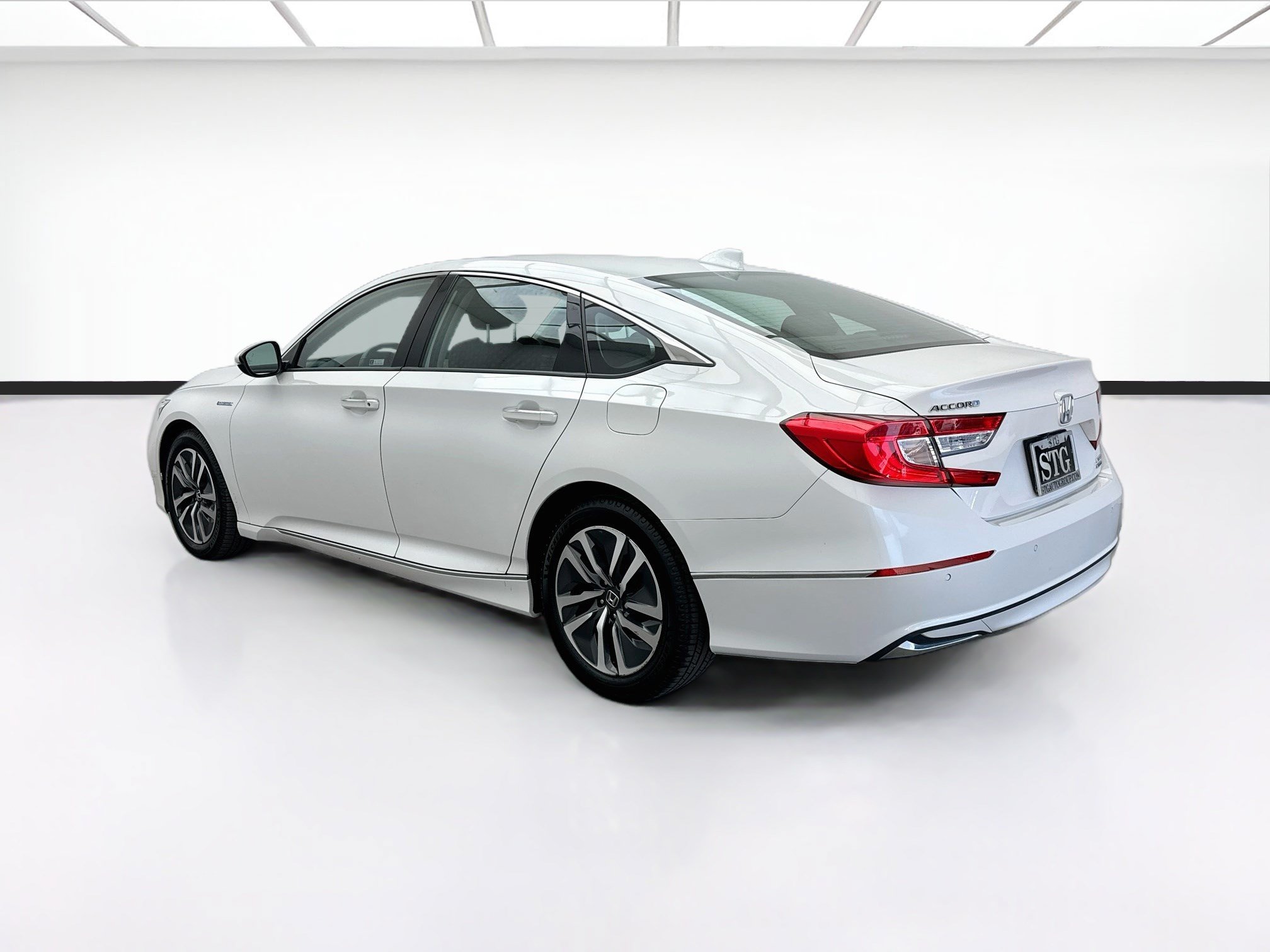 Used 2019 Honda Accord Touring image 6
