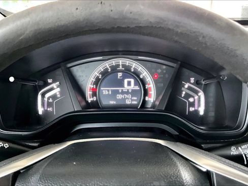 Used 2017 Honda CR-V LX image 12