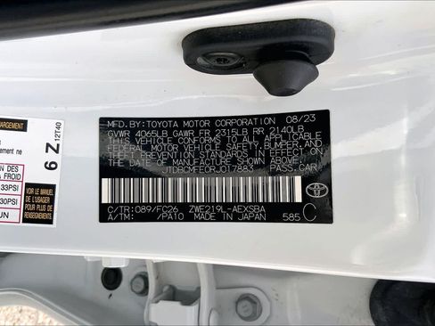 Used 2024 Toyota Corolla SE w/ SE Package FWD image 36