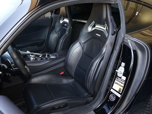 Used 2017 Mercedes-Benz AMG GT Coupe image 9