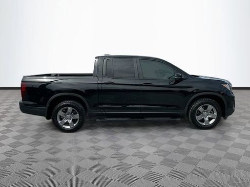 Used 2025 Honda Ridgeline TrailSport image 4