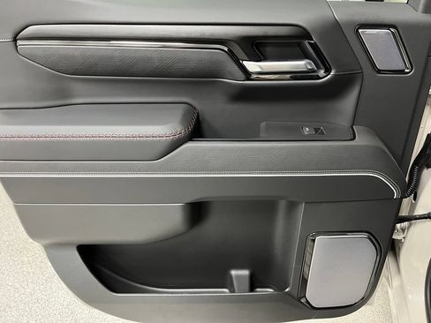 Used 2026 GMC Sierra 1500 AT4X AWD/4WD image 43