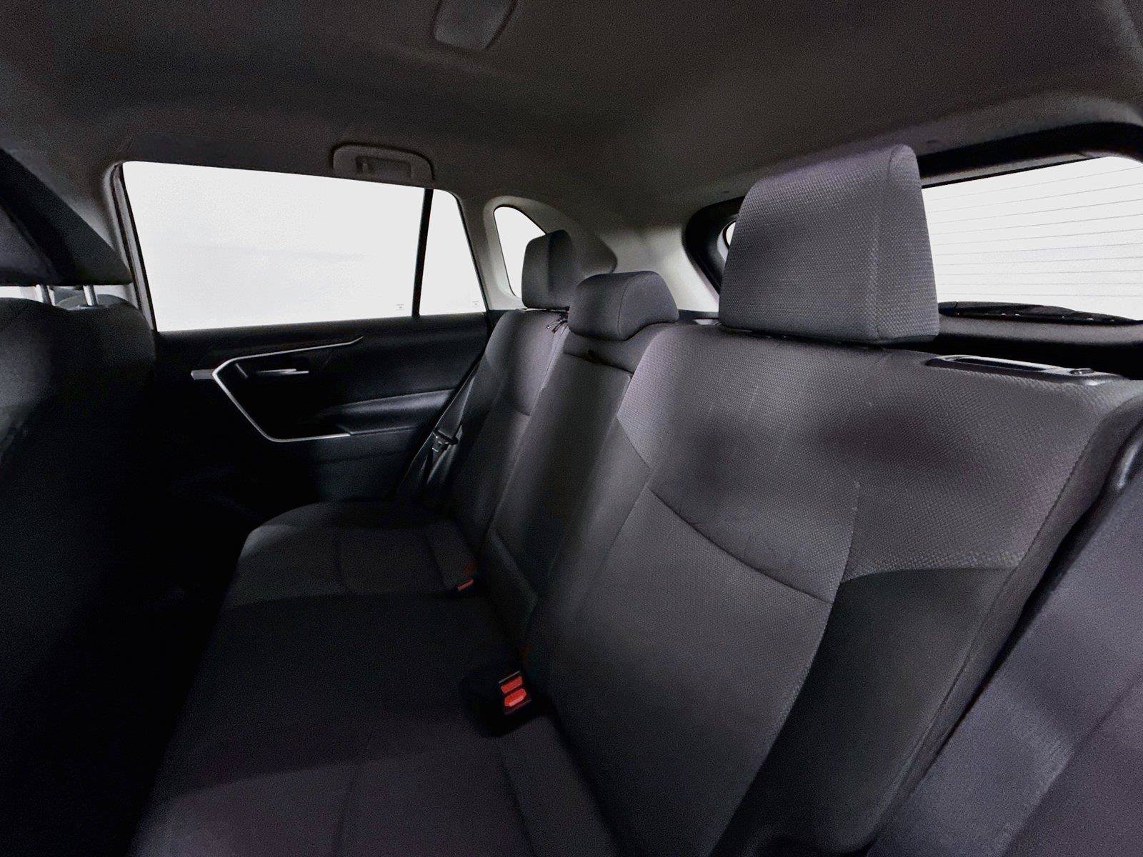 Certified 2025 Toyota RAV4 XLE FWD image 28