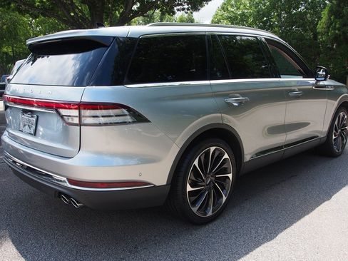 Used 2024 Lincoln Aviator Reserve w/ Equipment Group 201A RWD image 7