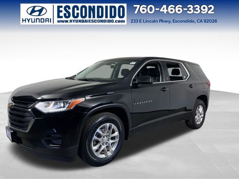 Used 2020 Chevrolet Traverse LS image 1