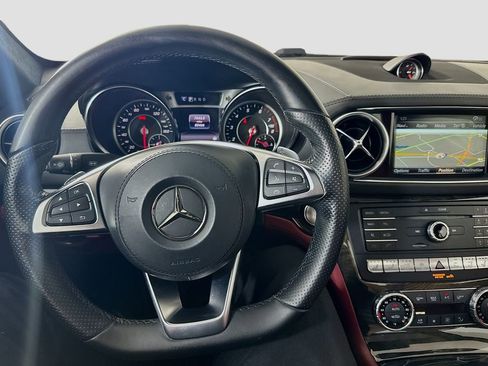 Used 2018 Mercedes-Benz SL 550 image 23