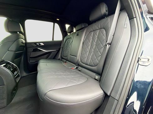Used 2024 BMW X5 sDrive40i w/ M Sport Package RWD image 20