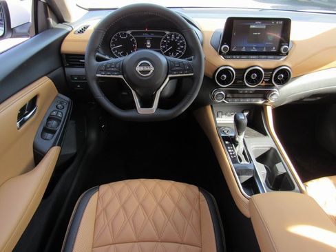 New 2025 Nissan Sentra SV image 10