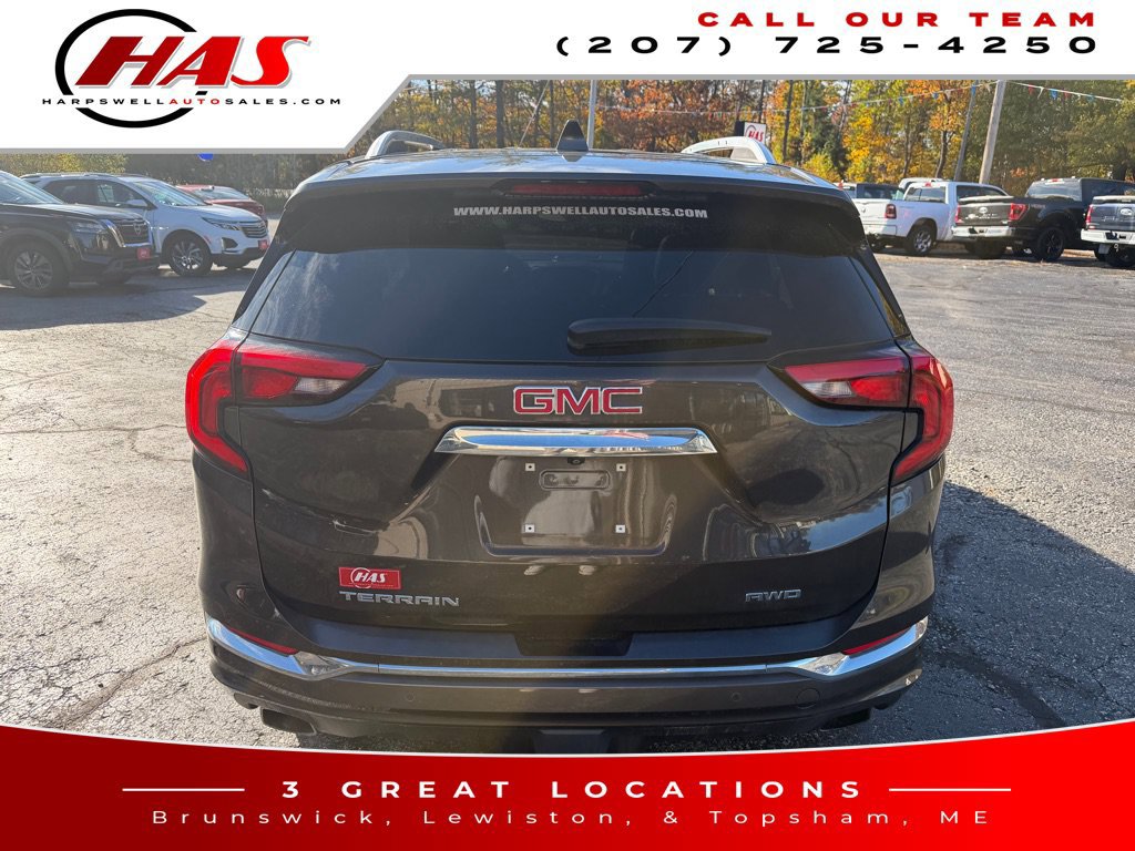 Used 2020 GMC Terrain Denali w/ Denali Premium Package AWD/4WD image 5