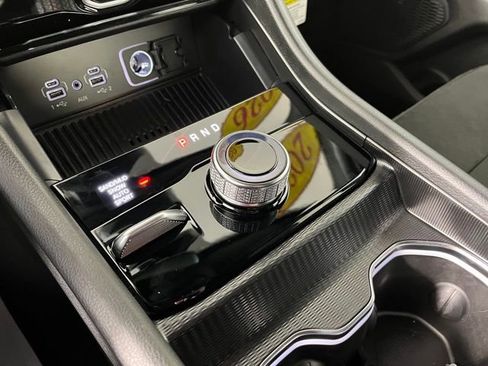 Used 2026 Jeep Grand Cherokee Altitude image 36