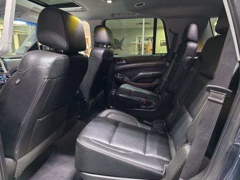 Used 2019 Chevrolet Tahoe LT w/ RST Edition image 20