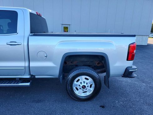 Used 2016 GMC Sierra 2500 SLE w/ SLE Preferred Package AWD/4WD image 16