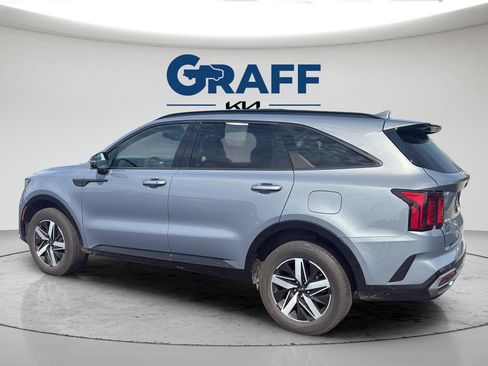 Used 2021 Kia Sorento EX w/ Panoramic Sunroof Package AWD/4WD image 16