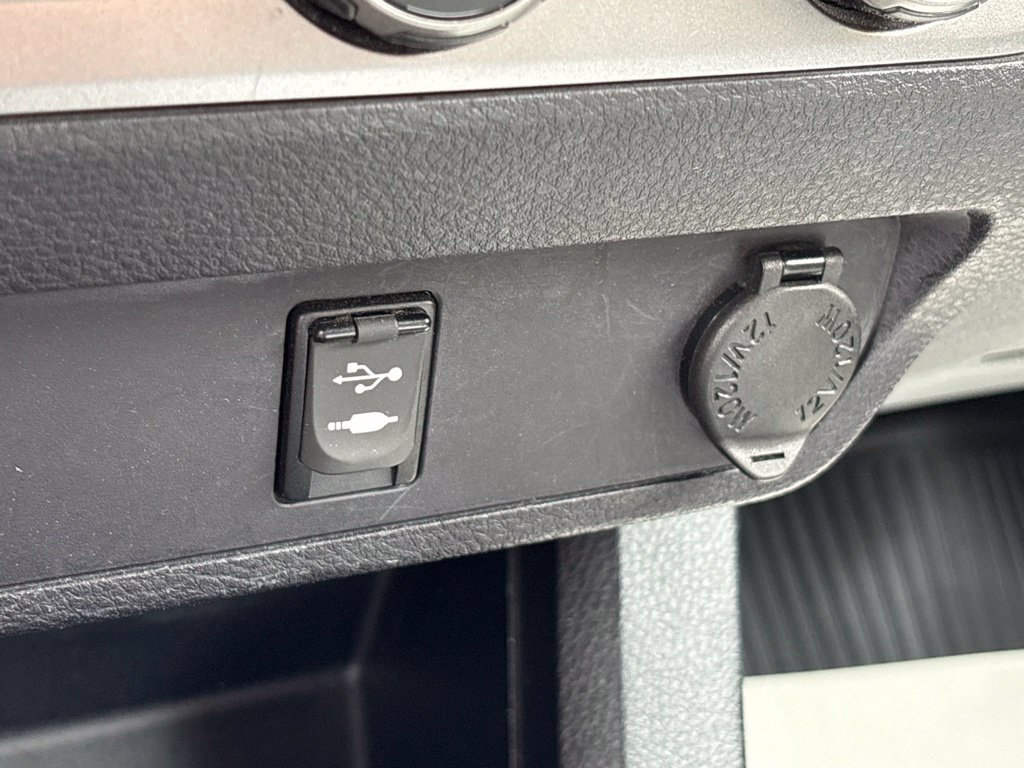 Used 2017 Toyota Tacoma SR5 w/ Tow Package AWD/4WD image 18