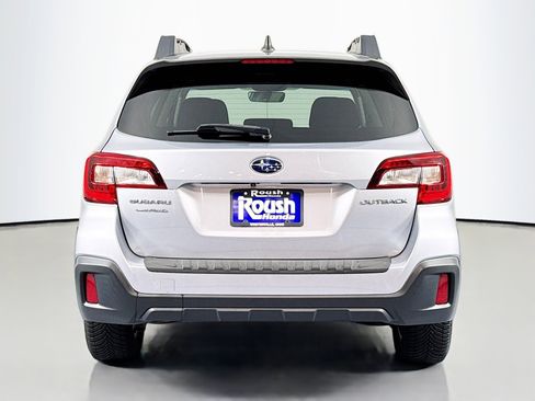 Used 2018 Subaru Outback 2.5i Premium image 6