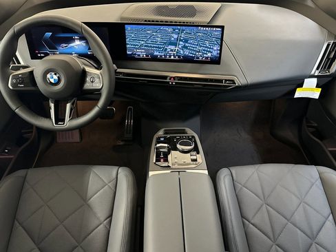 New 2026 BMW iX xDrive60 w/ M Sport Package image 13