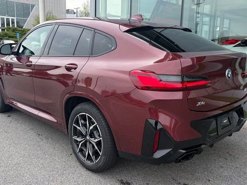 Certified 2023 BMW X4 M40i w/ Premium Package AWD/4WD image 2