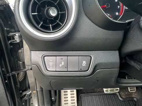 Certified 2024 Kia Forte GT-Line FWD image 12