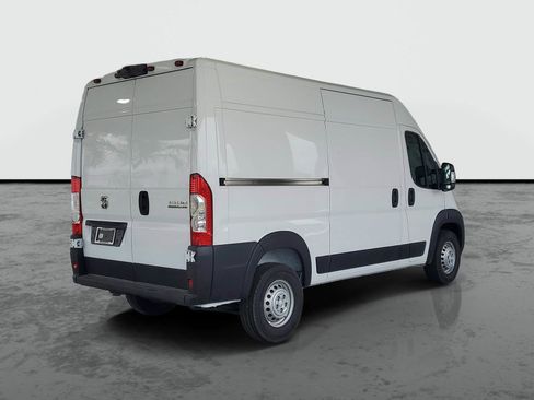 Used 2026 RAM ProMaster 1500 w/ Convenience Group FWD image 2