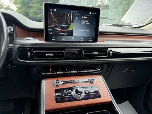 Used 2021 Lincoln Aviator Reserve AWD/4WD image 20