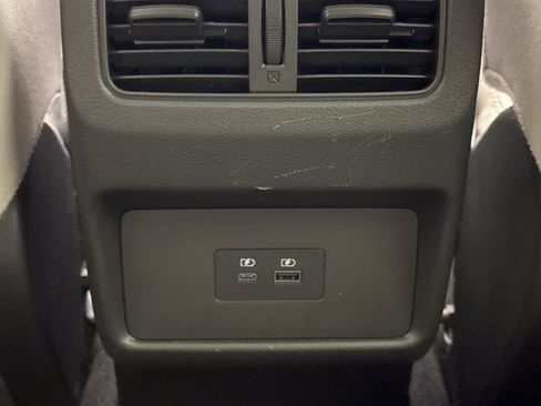 Used 2023 Nissan Rogue SV AWD/4WD image 18