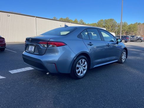 Used 2024 Toyota Corolla LE image 5