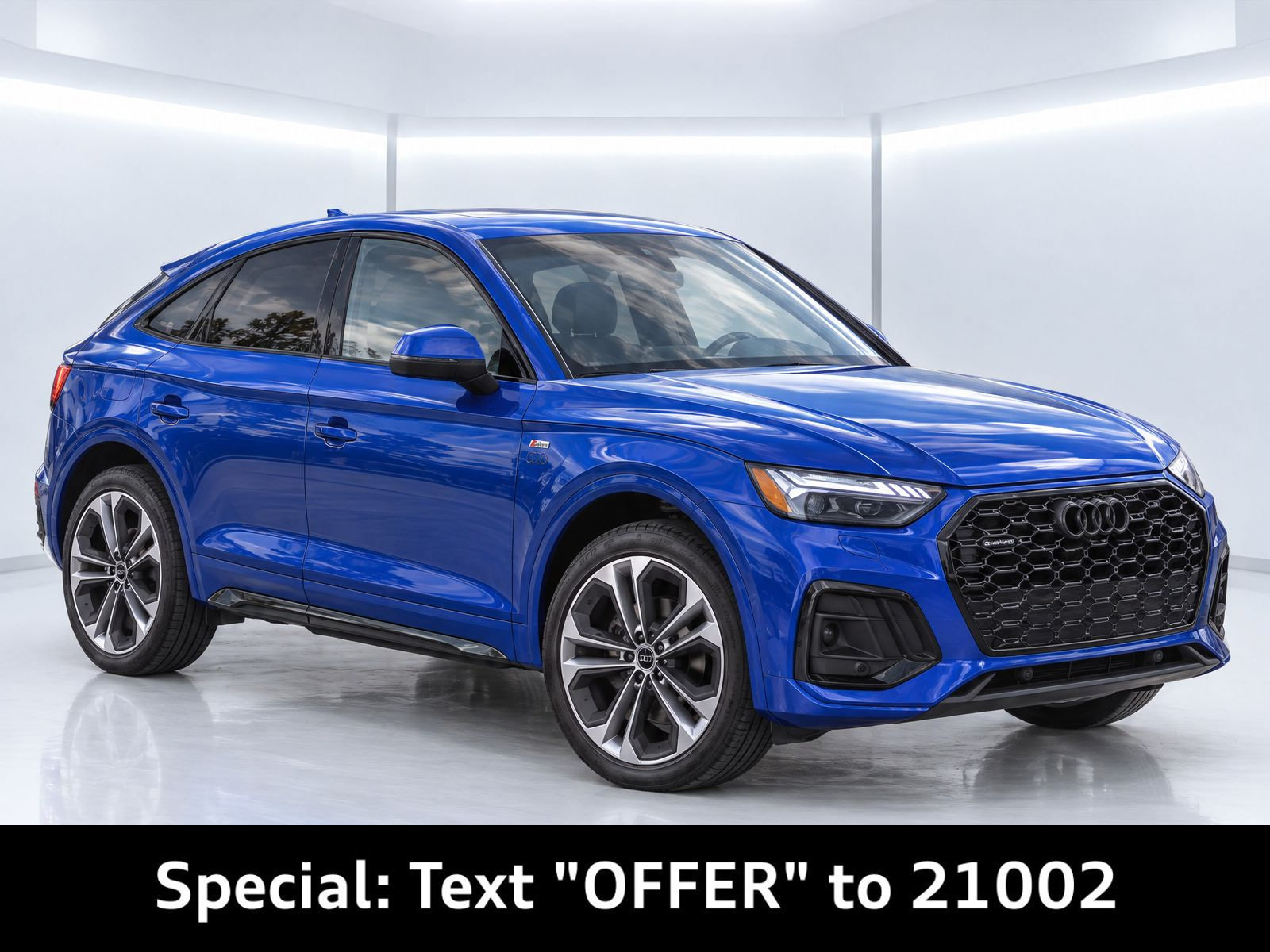 Used 2022 Audi Q5 2.0T Prestige w/ Prestige Package AWD/4WD image 2