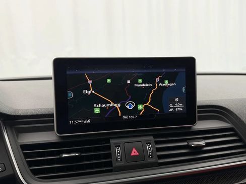 Used 2018 Audi SQ5 Prestige w/ Prestige Package AWD/4WD image 28