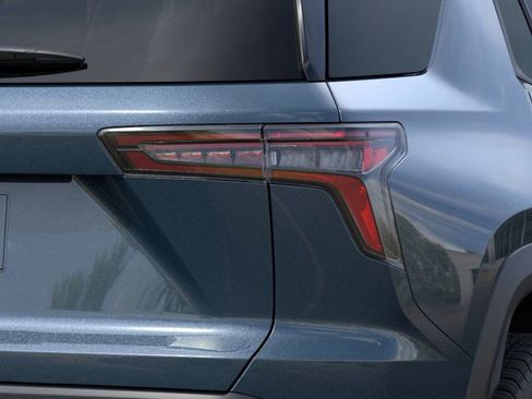 New 2026 Chevrolet Equinox LT w/ Safety and Technology Package FWD image 18