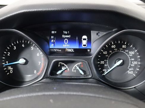 Used 2015 Ford Focus SE FWD image 11