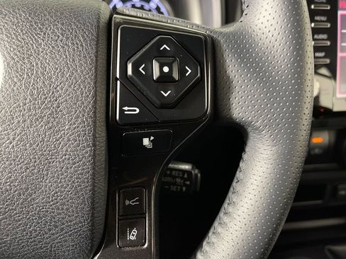 Used 2023 Toyota 4Runner TRD Off-Road AWD/4WD image 27