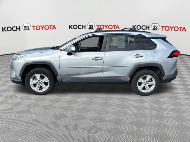 Used 2021 Toyota RAV4 XLE w/ Convenience Package AWD/4WD image 2