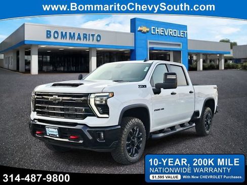 New 2026 Chevrolet Silverado 2500 LT w/ Trail Boss Package AWD/4WD image 1