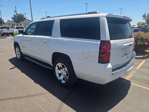 Used 2019 Chevrolet Suburban Premier AWD/4WD image 3