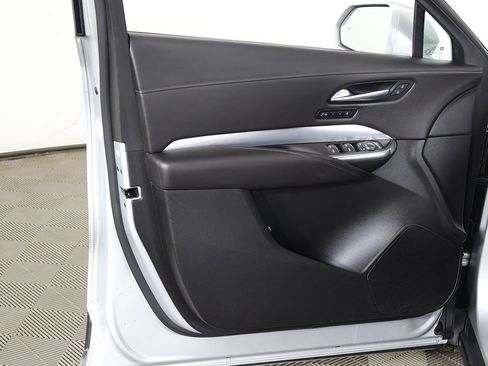 Used 2020 Cadillac XT4 Premium Luxury w/ Cold Weather Package image 27