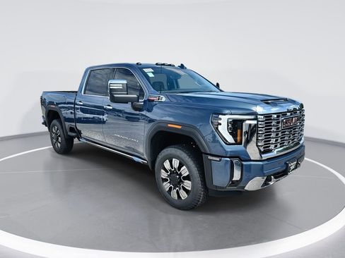 New 2026 GMC Sierra 2500 Denali w/ Denali Reserve Package AWD/4WD image 1