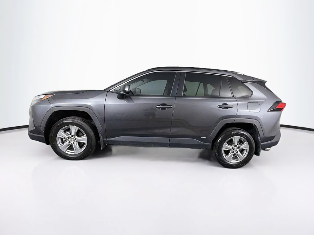 Used 2024 Toyota RAV4 LE AWD/4WD image 6